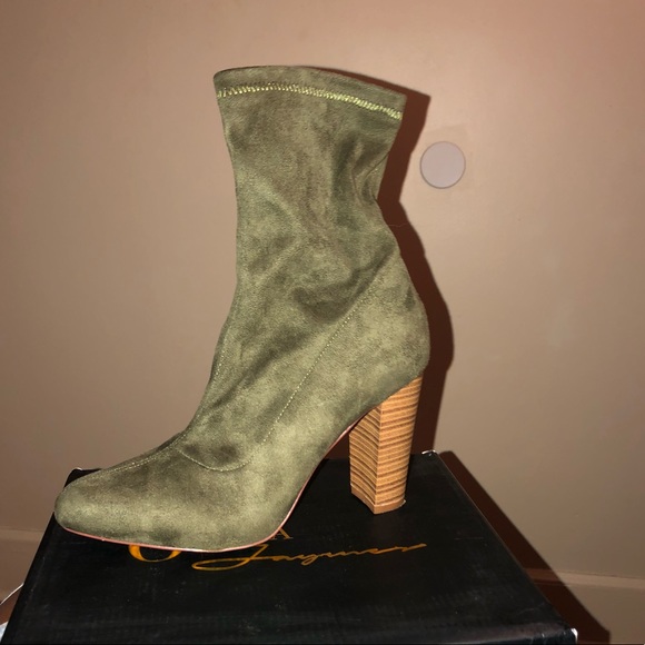 Olive Green suede Bootie Block Heels! - Picture 3 of 6